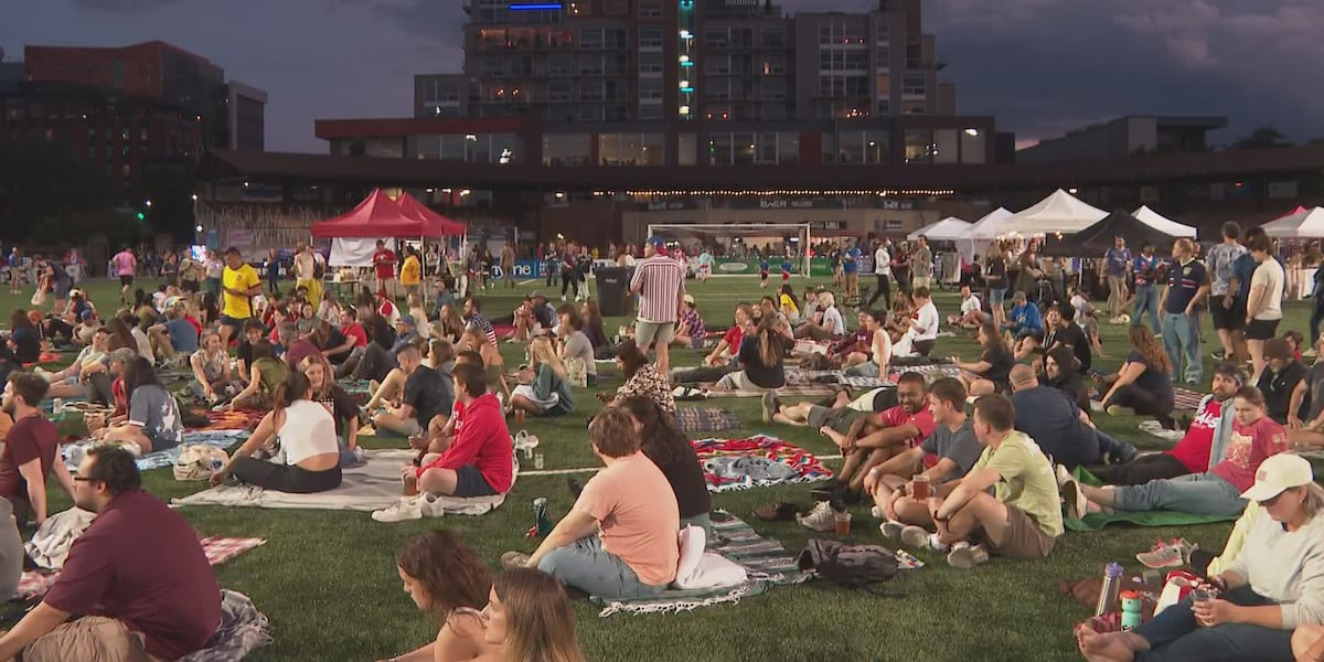 Fans gather in Madison to watch U.S. men's soccer team face Turkey in World Cup