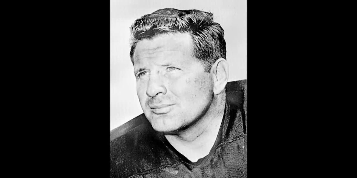 November 21, 1931- Packers legend Jim Ringo born