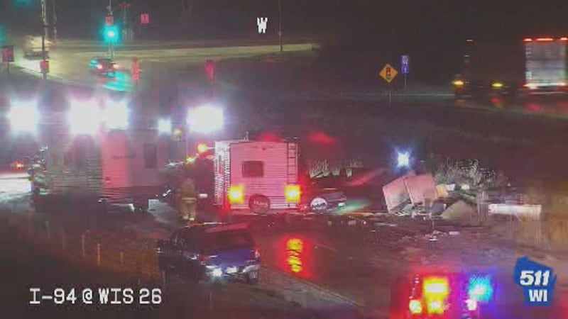 Crash closes all lanes on I-94 westbound at WIS 26