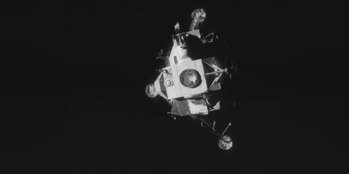 Appollo 13 O2 Tank April 13, 1970 - Oxygen tank on Apollo 13 blows up in space