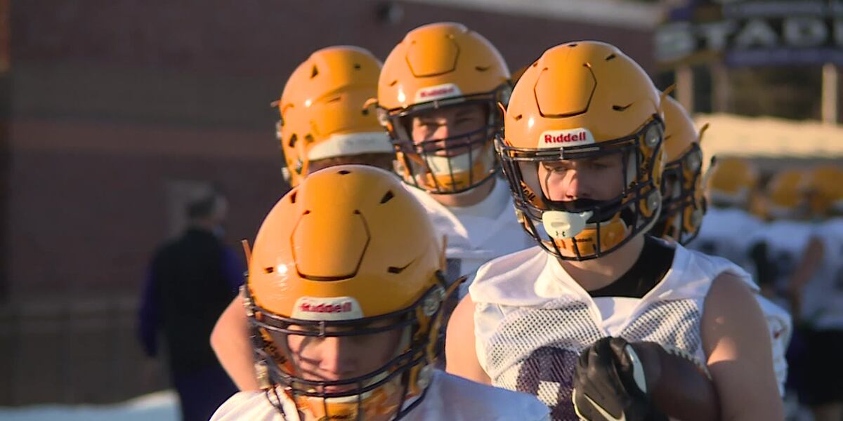 Aaron Mack era begins for DeForest Football