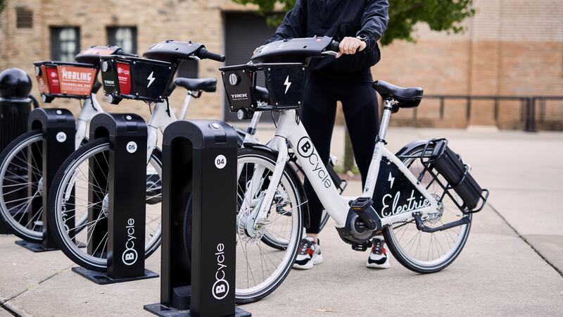 B Cycle Installation BCycle celebrates expansion to Fitchburg